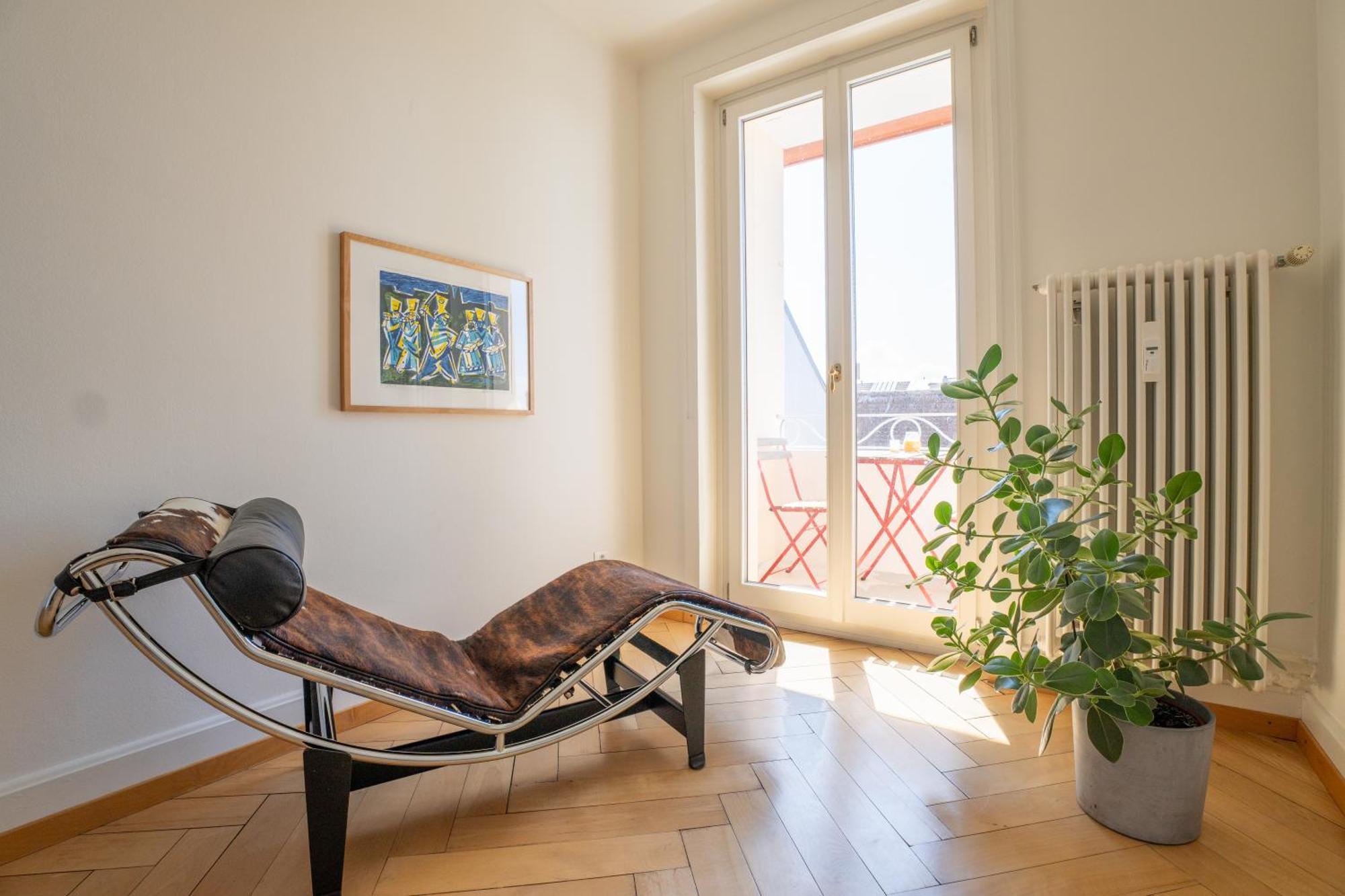 Charmante Altbauwohnung Am Rhein Basel Exterior photo
