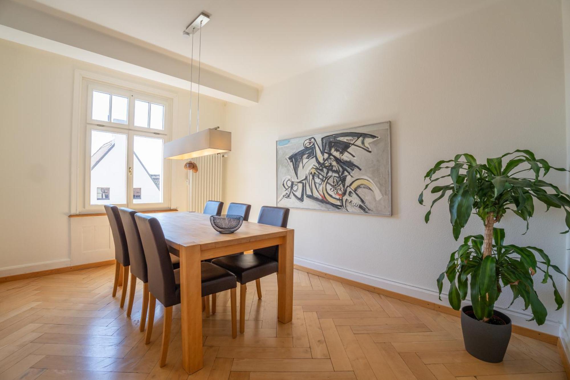 Charmante Altbauwohnung Am Rhein Basel Exterior photo